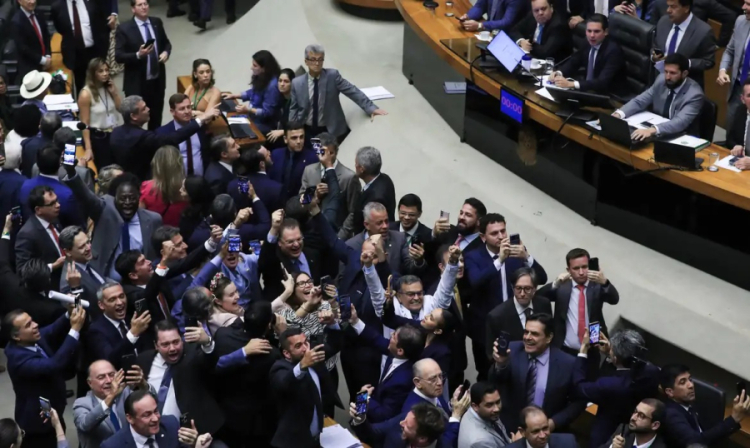 É jogar contra o Brasil", afirmou Lula (Agência Brasil) 
