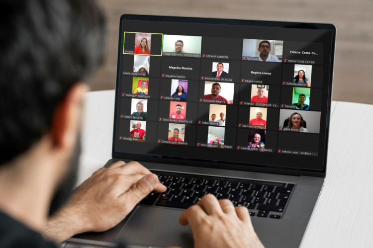 Será no dia 03/11/2025, a partir das 18:30h. 